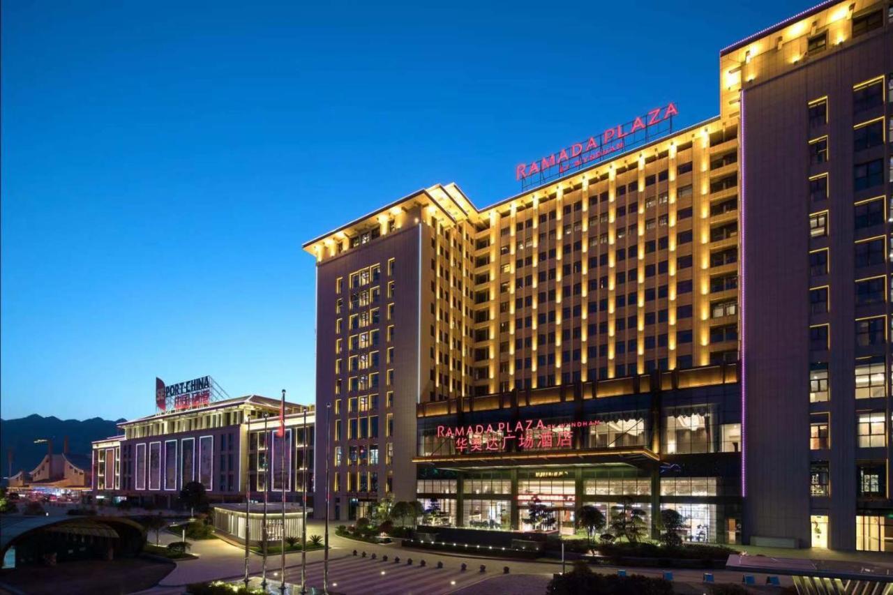 Ramada Plaza By Wyndham Enshi Hotell Eksteriør bilde